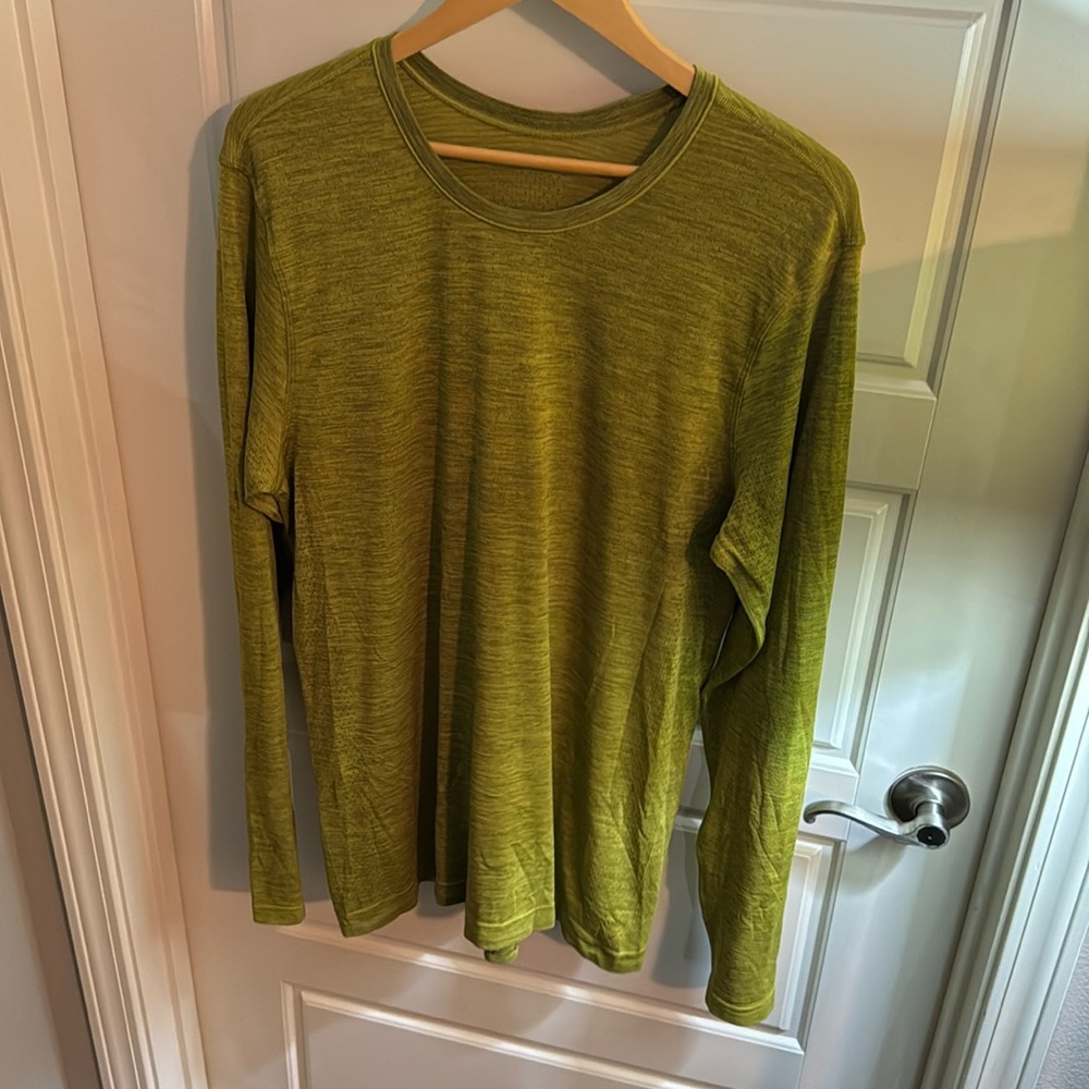 Lululemon athletic long sleeve